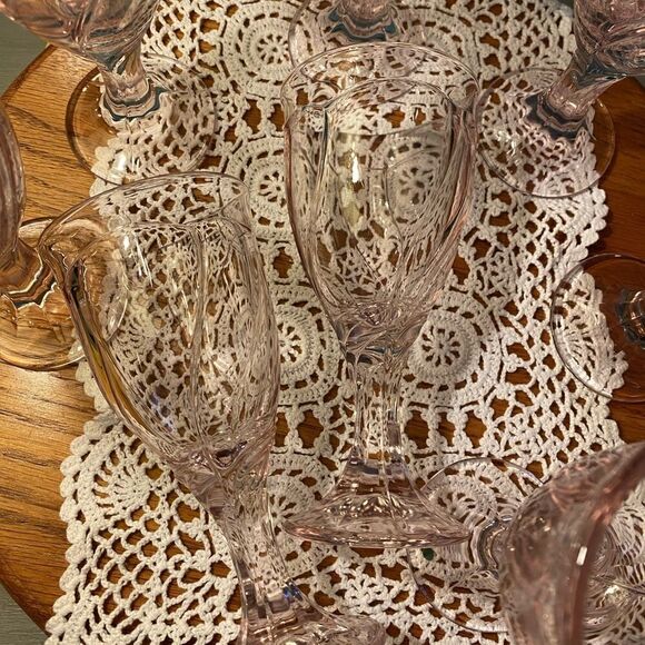 Nordica sweet swirl pink glasses goblet 8 ounces water glass…8 glasses - Picture 6 of 16